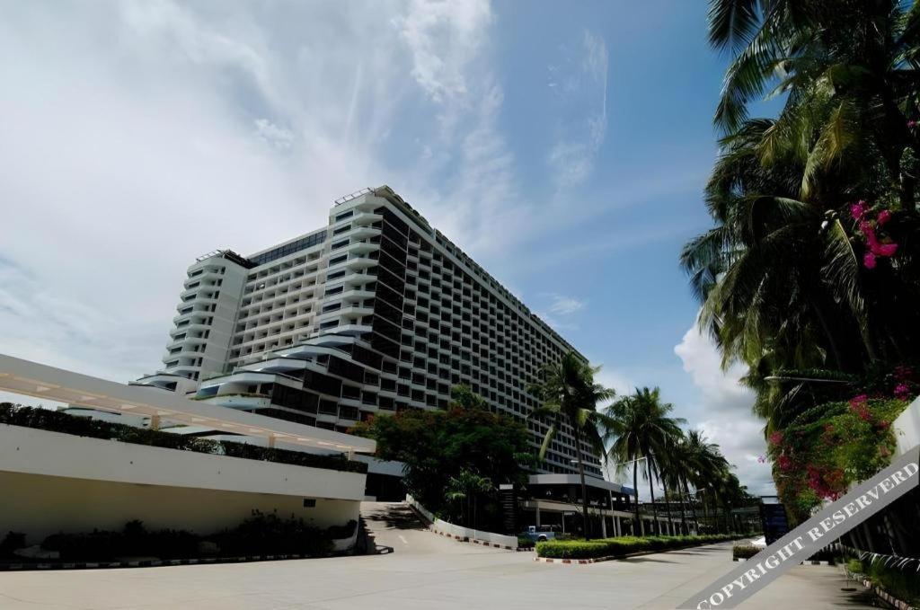 Ambassador City Jomtien Pattaya - Ocean Wing Hotel Na Chom Thian Exterior photo